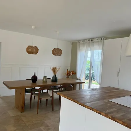 Maison Entiere Avec Piscine Chauffee Proche Bordeaux Villa *